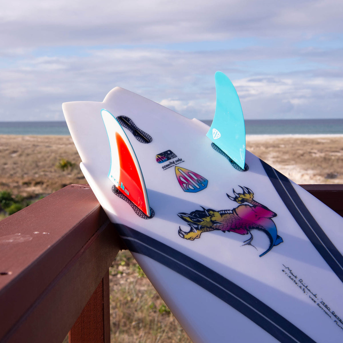 FCS II Mark Richards Twin + Stabiliser Fins - FCS FCS II Mark Richards Twin + Stabiliser Fins - FCS